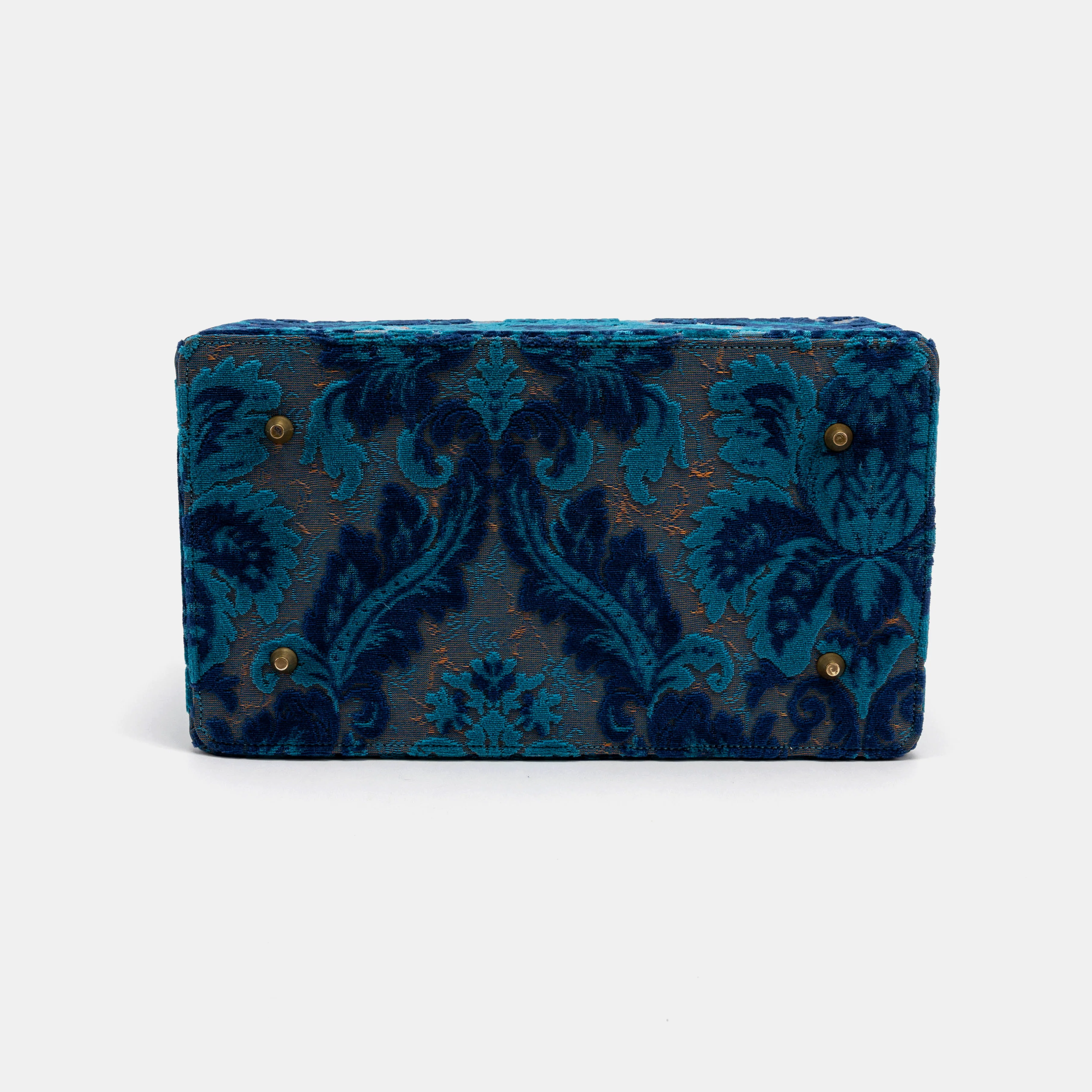 Thumbnail 11